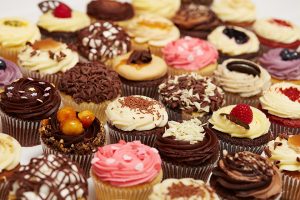話題の人気スイーツ。ローラズカップケーキをウイスキーと味わう【LOLA’S Cupcakes】