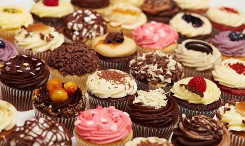 話題の人気スイーツ。ローラズカップケーキをウイスキーと味わう【LOLA’S Cupcakes】
