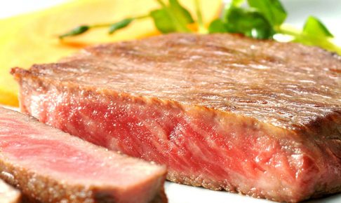 ウイスキーと肉料理。最高のマリアージュを見せるステーキとのおいしい関係。