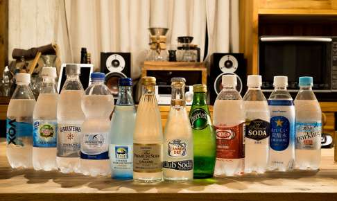 ハイボールを一番おいしく作ることのできる最強炭酸水はどれだ？