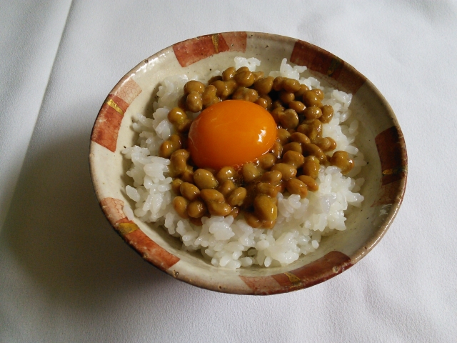 納豆たまごごはん