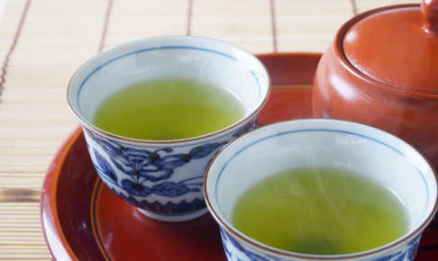 お茶/緑茶が二日酔い予防や改善に効果的。お茶漬けは？