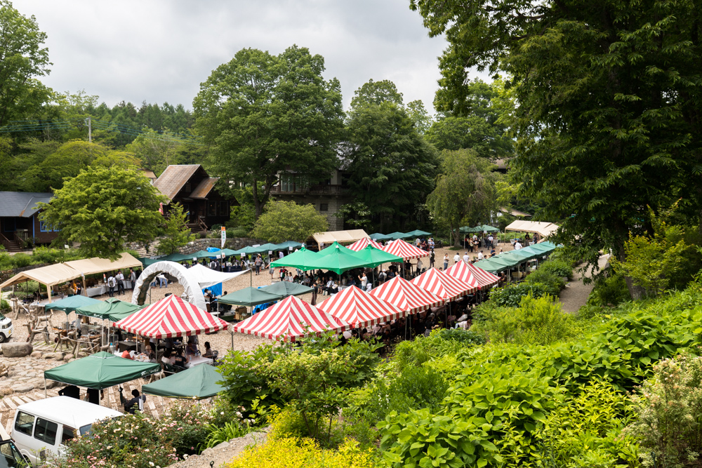 清里ウイスキーフェスティバルの会場風景