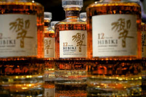 ウイスキー響を学ぶ！味や種類、おすすめの飲み方