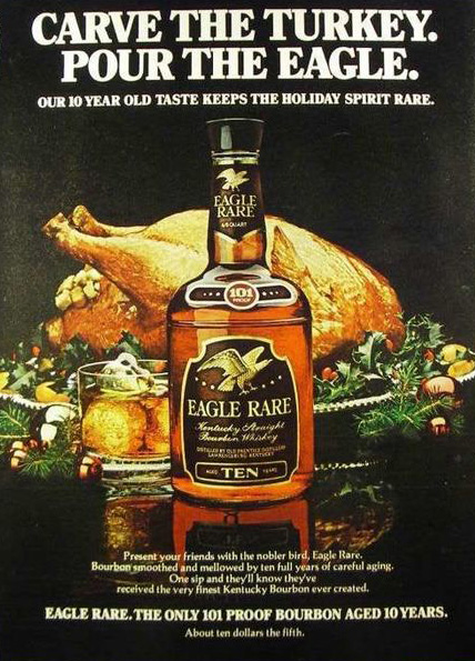 「CARVE THE TURKEY. POUR THE EAGLE.(七面鳥を切り分けて、かわりに鷲を注げ)」というポスター