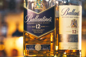 バランタイン12年をフカボリ！/味・飲み方・評価評判・オールドボトル