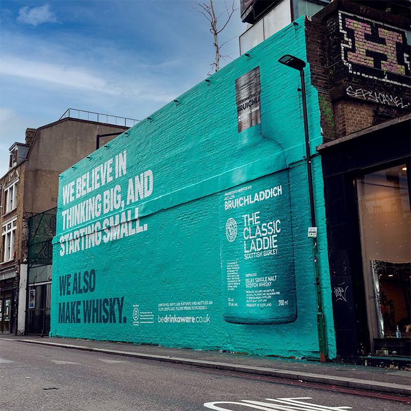 ブルックラディが「We Also Make Whisky」キャンペーンを開始