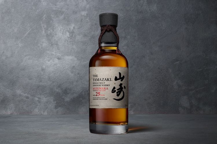 山崎25年、100%ミズナラ樽熟成で遂に登場