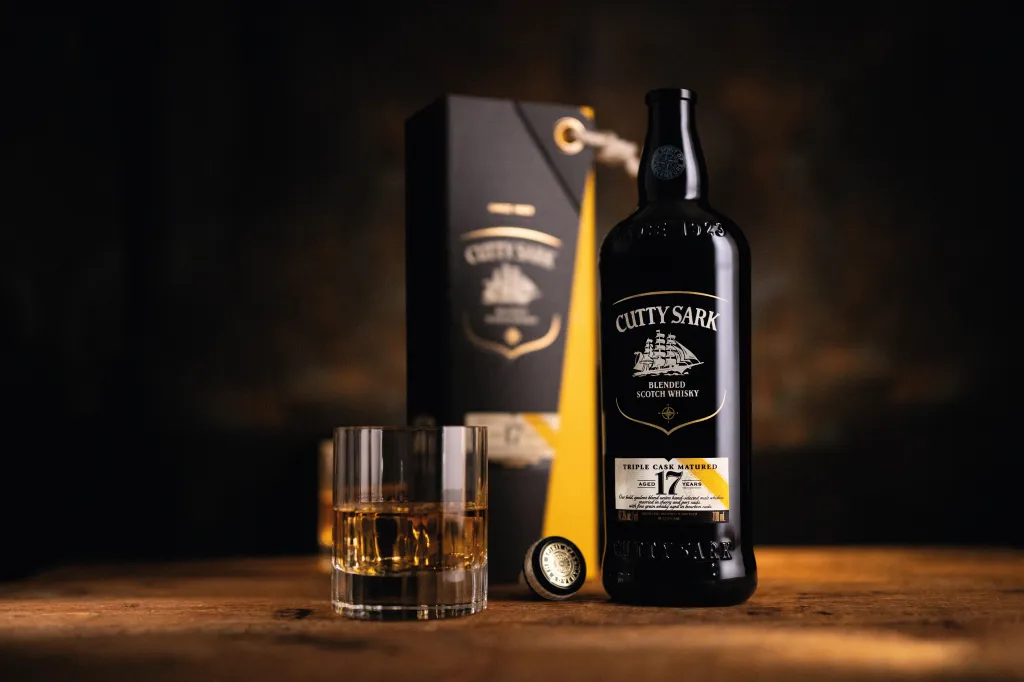 カティサーク、新たな航海へ。17年熟成のプレミアムブレンド登場 カティサーク、新たな航海へ。17年熟成のプレミアムブレンド登場