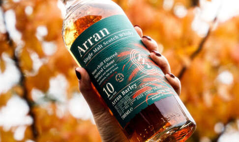 10年の協働。アランが島産大麦100%の限定ボトルアラン・バーレイ10年を発売 10年の協働。アランが島産大麦100%の限定ボトルアラン・バーレイ10年を発売