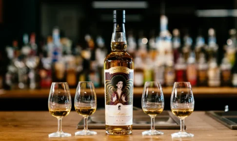 コンパスボックスが対話型AI「ピクシス」を発表。テキストや電話でウイスキー案内