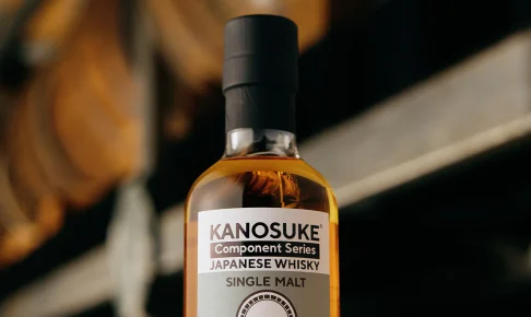 ブレンダーの視点を追体験。嘉之助蒸溜所「コンポーネントシリーズ」に待望のピーテッドが登場