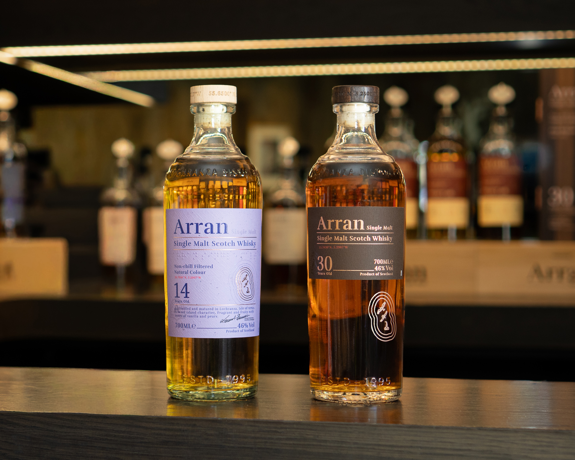 アランが7年ぶりに14年を定番復活。蒸溜所初の定番30年も登場! アランが7年ぶりに14年を定番復活。蒸溜所初の定番30年も登場!