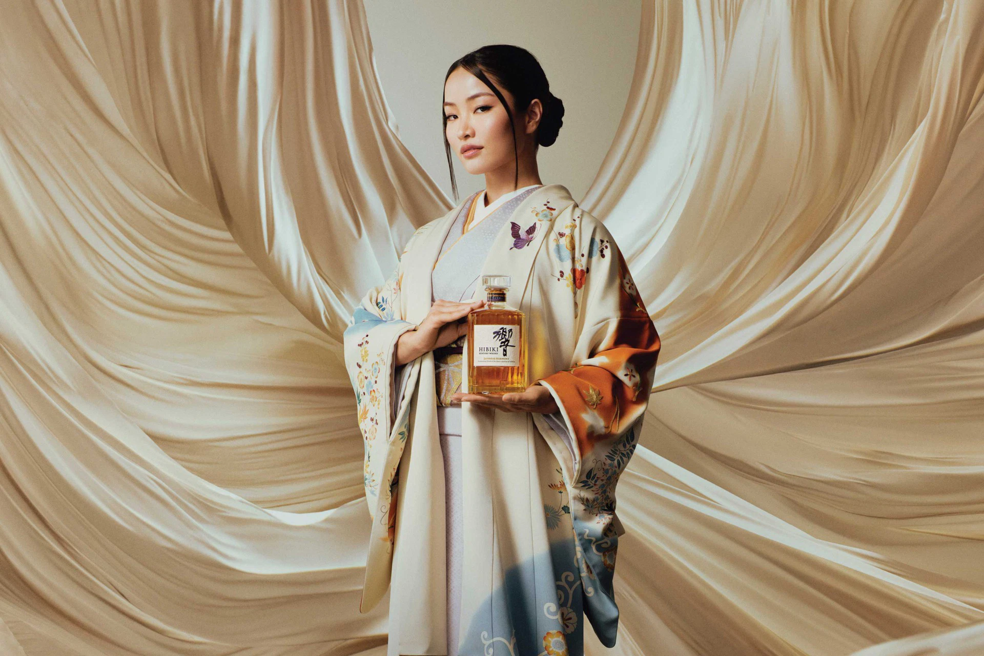 響が初のグローバルキャンペーン始動、澤井杏奈が初代アンバサダーに